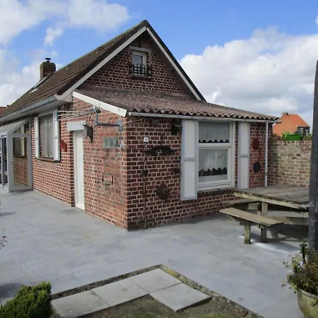 Modern In Hollebeke