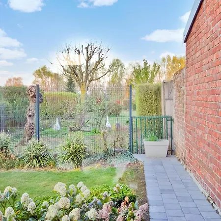 Vakantiehuis Modern In Hollebeke With Private Garden