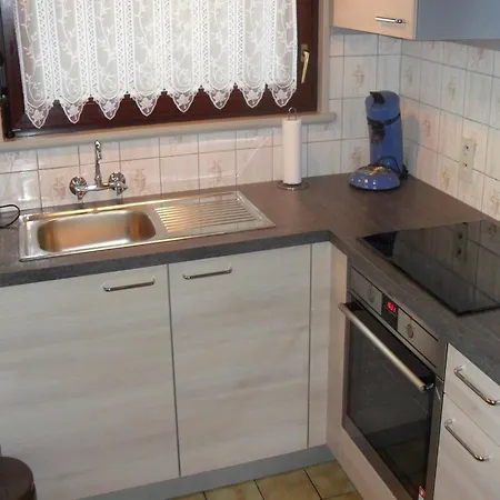 Modern In Hollebeke * Zandvoorde (Zonnebeke)
