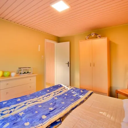 Modern In Hollebeke 펜션